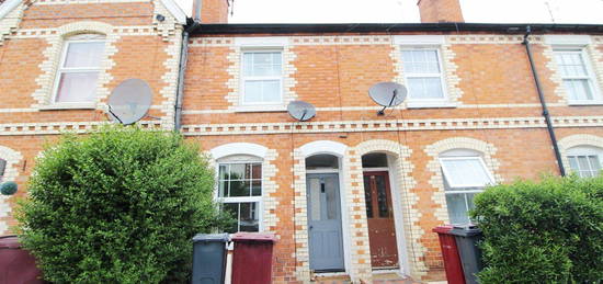 Terraced house to rent in Coventry Road, Reading RG1