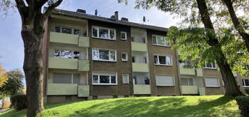 Modernisierte 1-Zimmer-Wohnung im 2. OG in Essen-Altendorf