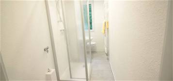 2-Raum-Wohnung mit Dusche im EG