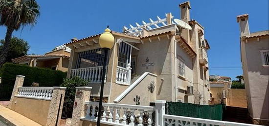 Piso en venta en Calle Marbella, 57, San Miguel de Salinas