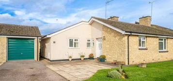 3 bedroom semi-detached bungalow for sale