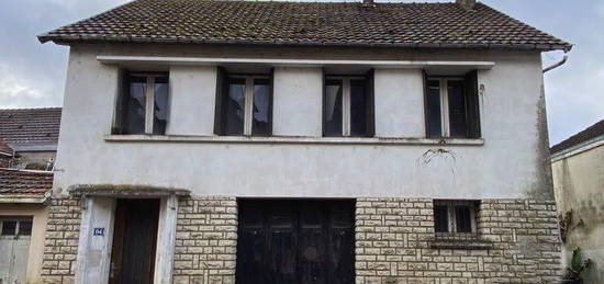 Maison  à vendre, 5 pièces, 2 chambres, 120 m²