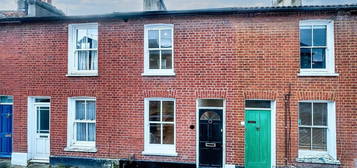 2 bedroom terraced house