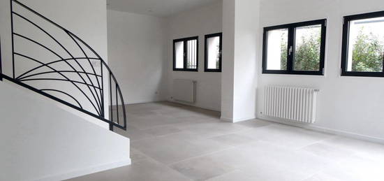 Duplex  à vendre, 4 pièces, 3 chambres, 105 m²