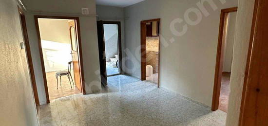 Gündoğduda 3+1 Kiralık Müstakil ev giriş katı