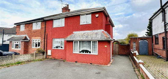 3 bedroom semi-detached house for sale