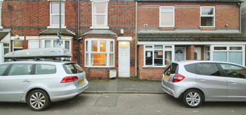 5 bedroom terraced house for sale