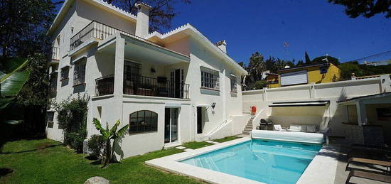 Casa en Nueva Andalucía centro, Marbella