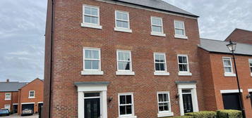 4 bedroom semi-detached house