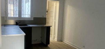 Studio  à vendre, 1 pièce, 28 m², Étage –/4