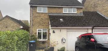 3 bed link detached house for sale