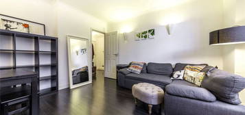 Flat to rent in South Block, 1B Belvedere Road, London SE1