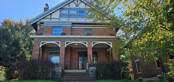 217 Hosea Ave, Cincinnati, OH 45220