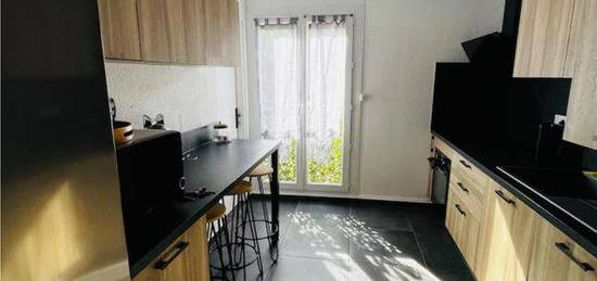 Appartement 75 m2 avec balcon sans vis à vis