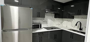 1227 Plum Bnd SW #BASEMENT, Edmonton, AB T6X 3B5