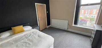 1 bed town house to rent