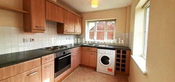 Flat to rent in Goldfinch Drive, Catterall, Preston PR3