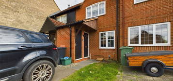 Terraced house to rent in Dunlin Close, Quedgeley, Gloucester GL2