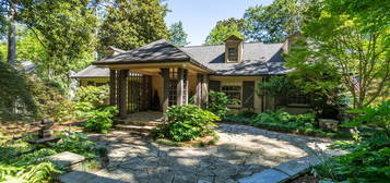 690 Old Ivy Rd NE, Atlanta, GA 30342