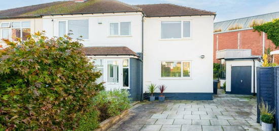 4 bedroom semi-detached house for sale