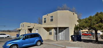 209 Hanosh Ct   SE #D, Albuquerque, NM 87123