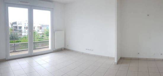 Appartement T2 de 37m2+balcon Normes BBC bon DPE, Libre d'occupation, Résidence principale ou Locatif