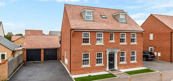 5 bedroom detached house for sale