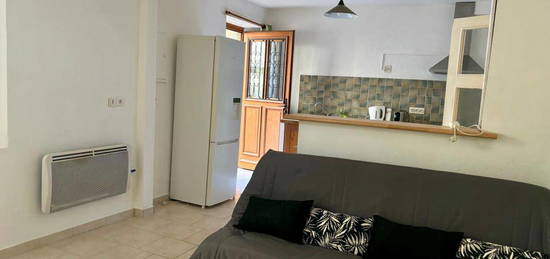 Appartement meublé La Colle Sur Loup 2 pièce(s) 37 m² + grande cave calme coeur de village