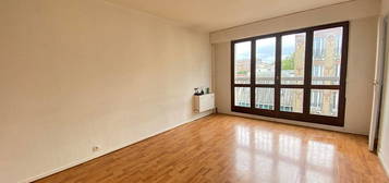 Studio  à louer, 1 pièce, 24 m², Étage 4/–