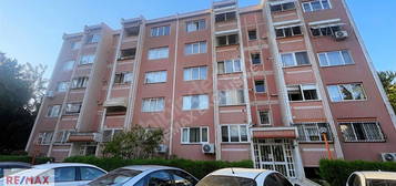 REMAX EXCLUSİVE İzmit Yahyakaptan Satılık 2+1 Eşyalı Daire