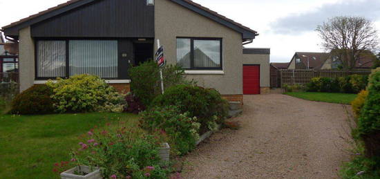 Bungalow to rent in 15 Langhouse Green, Crail KY10