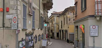 Palazzo - stabile all'asta via Ruga , 45, Verbania