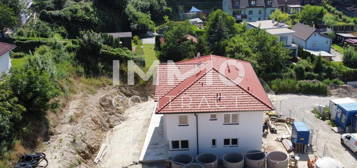 Provisionsfrei - Hainburg an der Donau - Doppelhaushälfte mit Garten