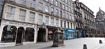 Flat to rent in Old Assembly Close, City Centre, Edinburgh EH1