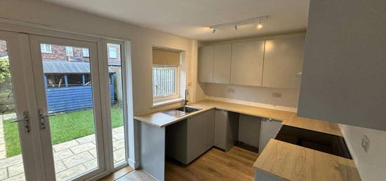 3 bedroom semi-detached house