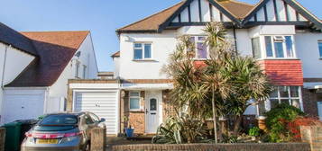 3 bedroom semi-detached house