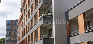 Pronájem bytu 1+kk 32 m², Petrohradská, Praha