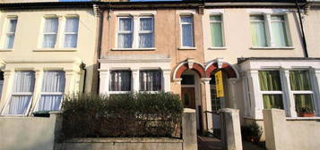 2 bedroom ground floor flat to rent