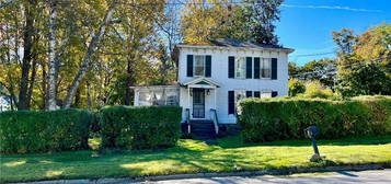 25 State St, Oxford, NY 13830