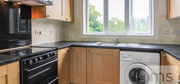 2 bed flat to rent