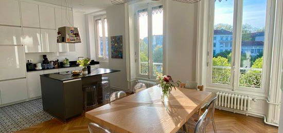 Vente appartement haussmannien 105m2