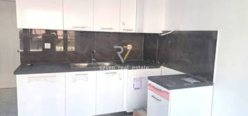 Studio, 63m²