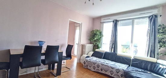 Appartement  à vendre, 3 pièces, 2 chambres, 63 m²