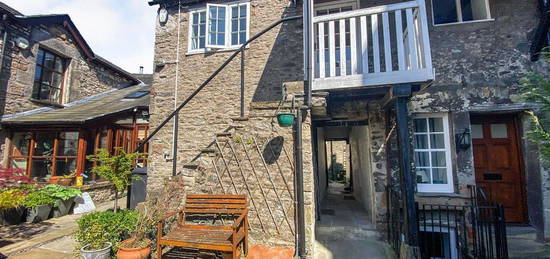 Terraced house to rent in Market Street, Kirkby Lonsdale LA6