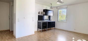 Studio  à vendre, 1 pièce, 32 m², Étage 1/3