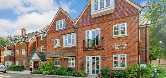 Flat for sale in Woburn Street, Ampthill, Bedford MK45