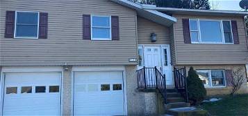 520 West Dr, Boalsburg, PA 16827