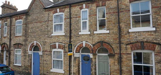 2 bedroom terraced house