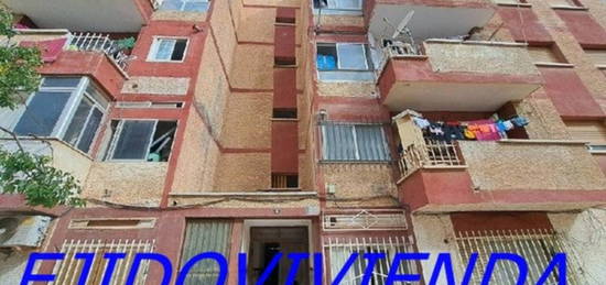 Piso en venta en Roquetas Pueblo