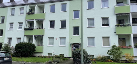 Ruhige und gepflegte 2,5-Zimmer-Wohnung mit Balkon in Duisburg-Duissern